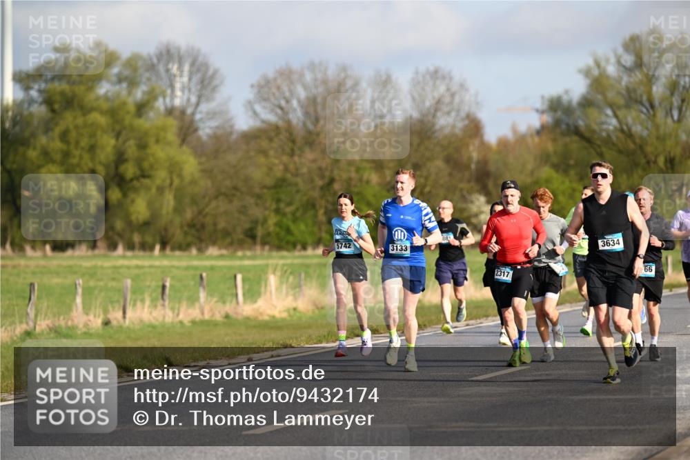 12.04.2026 - 45. Internationalen Wilhelmsburger Insellauf Dr. Thomas Lammeyer http://msf.ph/oto/9432174 12.04.2026 09:14:07 Laufen 5742, 3133, 2317, 3634, 66 meine-sportfotos.de