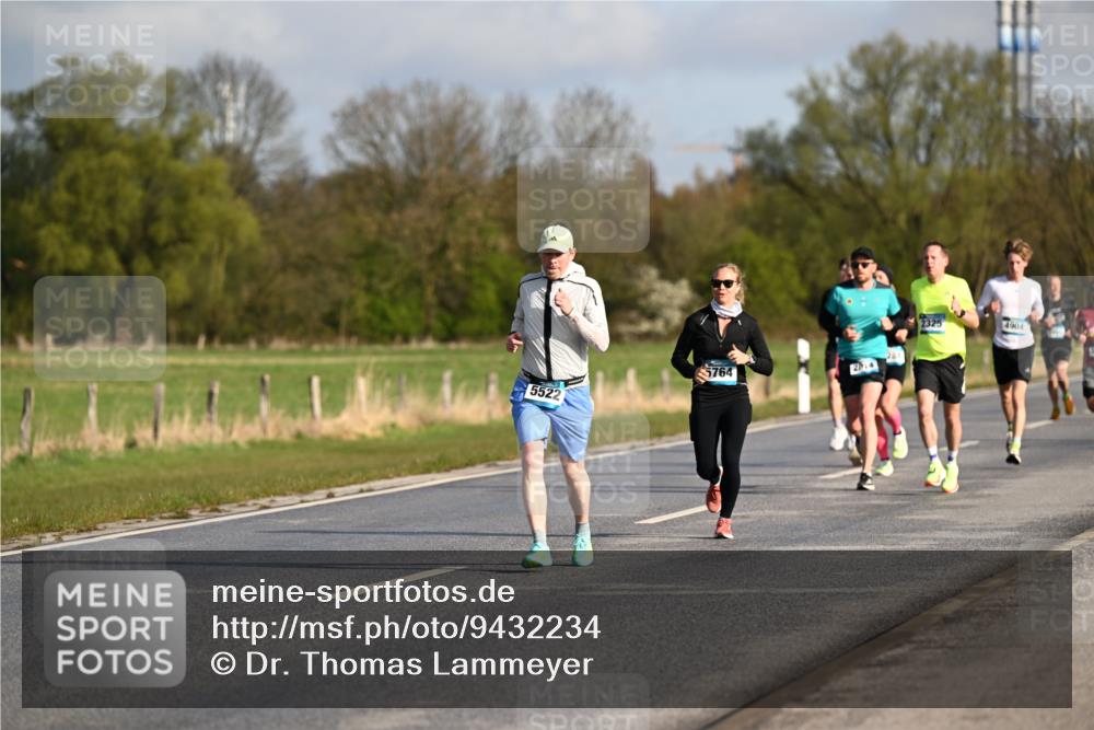 12.04.2026 - 45. Internationalen Wilhelmsburger Insellauf Dr. Thomas Lammeyer http://msf.ph/oto/9432234 12.04.2026 09:14:20 Laufen 2014, 5764, 5522, 2325, 4004 meine-sportfotos.de