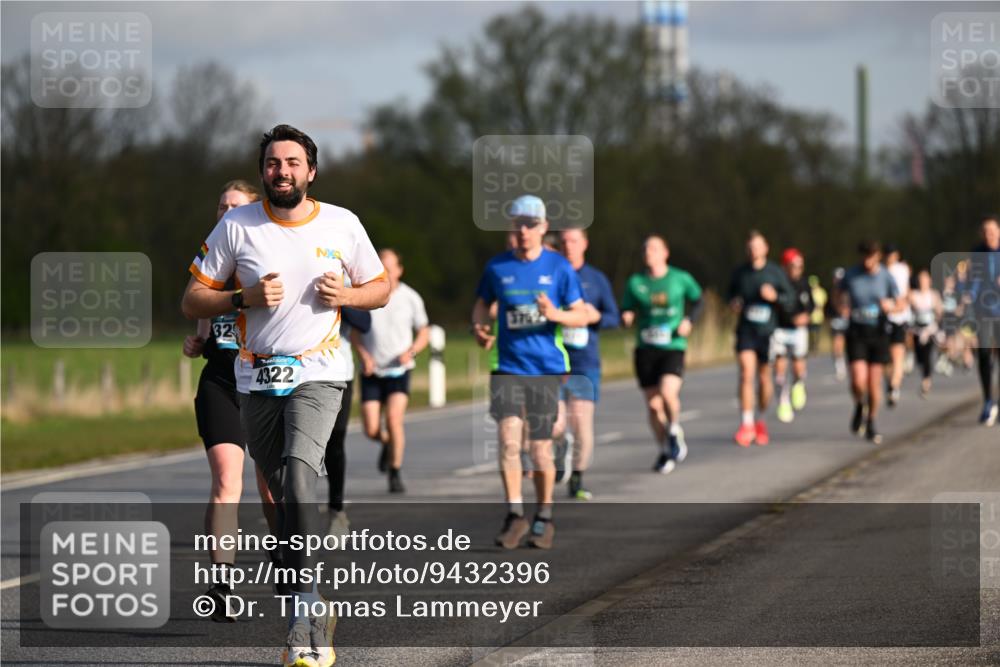 12.04.2026 - 45. Internationalen Wilhelmsburger Insellauf Dr. Thomas Lammeyer http://msf.ph/oto/9432396 12.04.2026 09:14:48 Laufen 32, 4322 meine-sportfotos.de