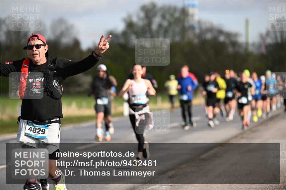 12.04.2026 - 45. Internationalen Wilhelmsburger Insellauf Dr. Thomas Lammeyer http://msf.ph/oto/9432481 12.04.2026 09:15:01 Laufen 4829 meine-sportfotos.de