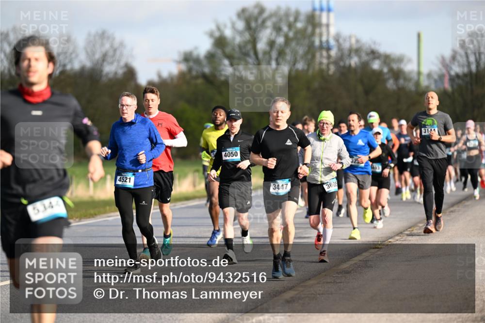 12.04.2026 - 45. Internationalen Wilhelmsburger Insellauf Dr. Thomas Lammeyer http://msf.ph/oto/9432516 12.04.2026 09:15:07 Laufen 5344, 4521, 4050, 3447, 3605, 323, 3144 meine-sportfotos.de