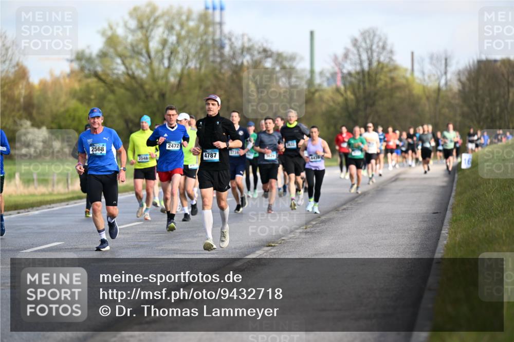 12.04.2026 - 45. Internationalen Wilhelmsburger Insellauf Dr. Thomas Lammeyer http://msf.ph/oto/9432718 12.04.2026 09:15:50 Laufen 2568, 2048, 2472, 20, 4787, 3730, 4439 meine-sportfotos.de