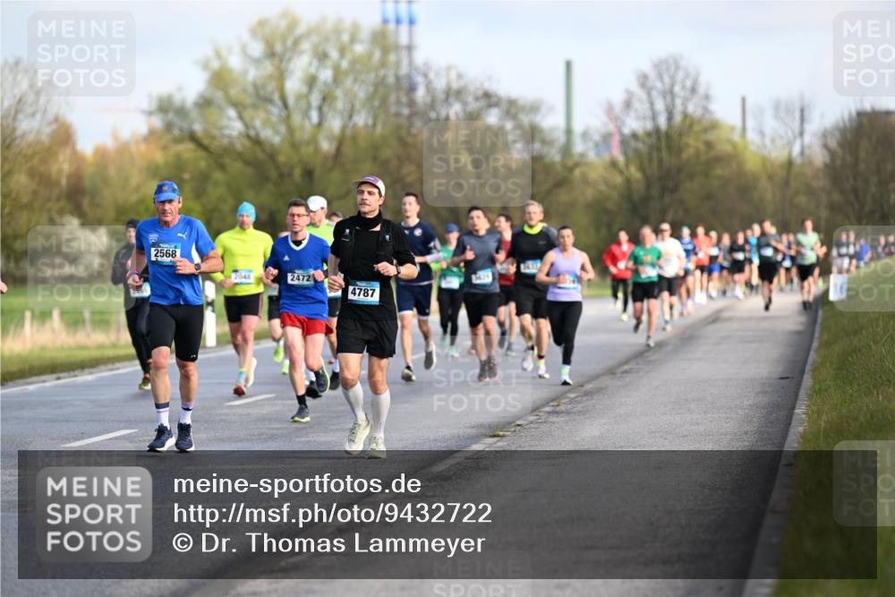 12.04.2026 - 45. Internationalen Wilhelmsburger Insellauf Dr. Thomas Lammeyer http://msf.ph/oto/9432722 12.04.2026 09:15:51 Laufen 2568, 2048, 2472, 4787 meine-sportfotos.de