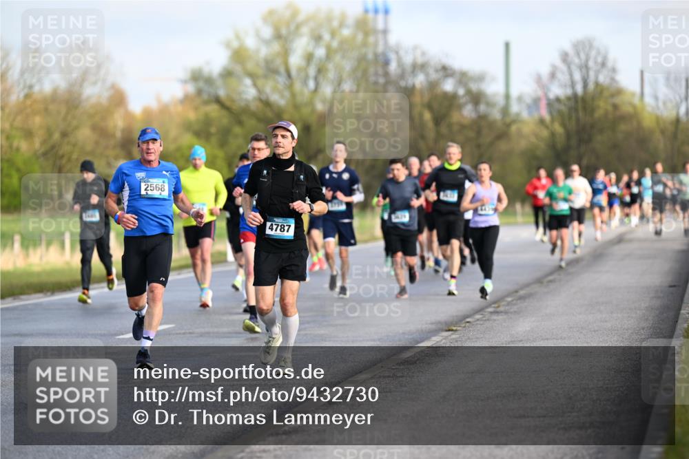 12.04.2026 - 45. Internationalen Wilhelmsburger Insellauf Dr. Thomas Lammeyer http://msf.ph/oto/9432730 12.04.2026 09:15:52 Laufen 2568, 4787 meine-sportfotos.de