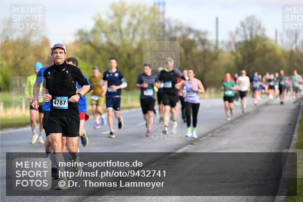 12.04.2026 - 45. Internationalen Wilhelmsburger Insellauf Dr. Thomas Lammeyer http://msf.ph/oto/9432741 12.04.2026 09:15:53 Laufen 4787 meine-sportfotos.de