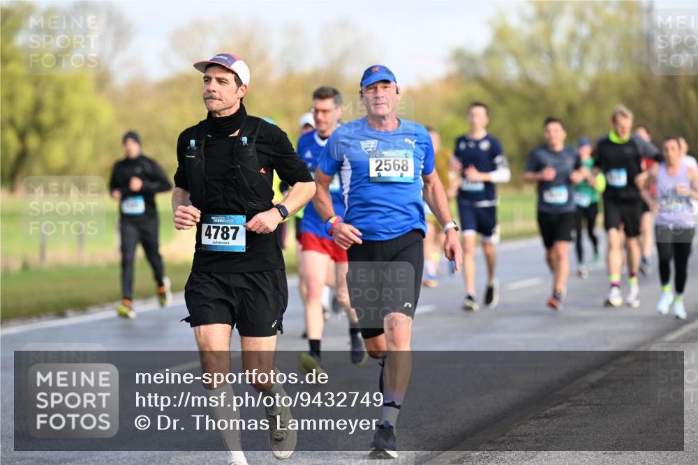 12.04.2026 - 45. Internationalen Wilhelmsburger Insellauf Dr. Thomas Lammeyer http://msf.ph/oto/9432749 12.04.2026 09:15:55 Laufen 4787, 2568 meine-sportfotos.de