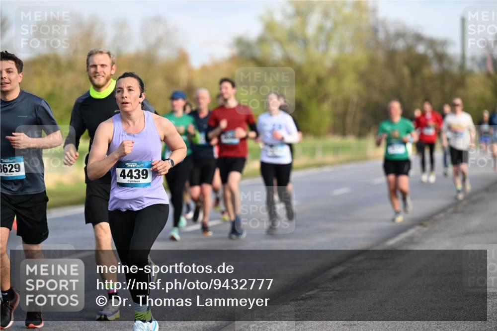 12.04.2026 - 45. Internationalen Wilhelmsburger Insellauf Dr. Thomas Lammeyer http://msf.ph/oto/9432777 12.04.2026 09:16:00 Laufen 3629, 4439 meine-sportfotos.de