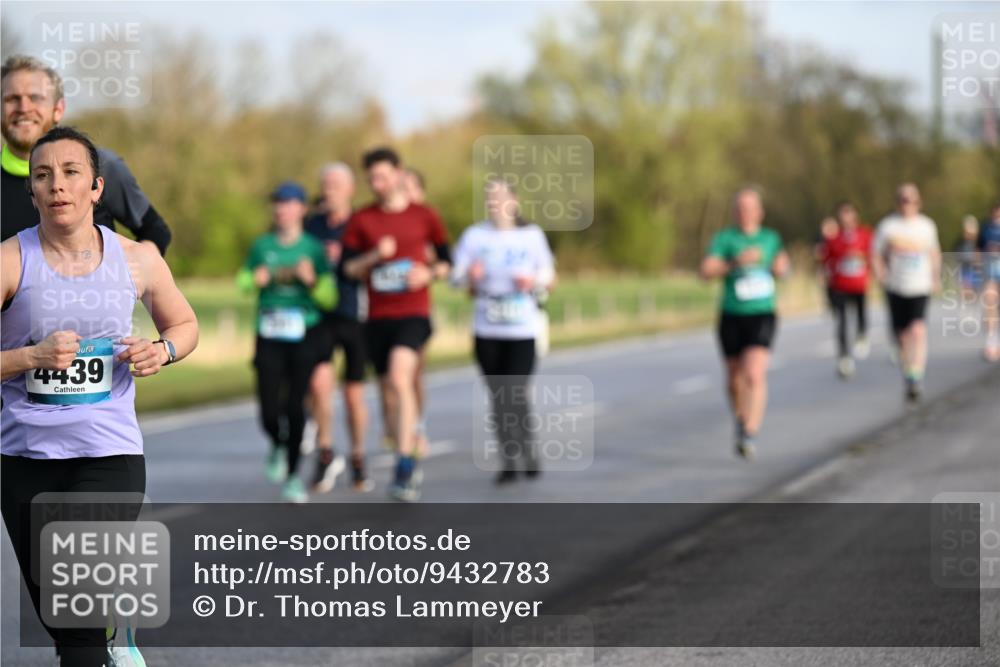 12.04.2026 - 45. Internationalen Wilhelmsburger Insellauf Dr. Thomas Lammeyer http://msf.ph/oto/9432783 12.04.2026 09:16:01 Laufen 4439 meine-sportfotos.de