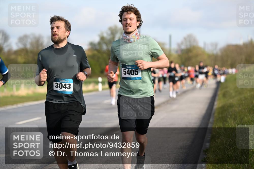 12.04.2026 - 45. Internationalen Wilhelmsburger Insellauf Dr. Thomas Lammeyer http://msf.ph/oto/9432859 12.04.2026 09:16:16 Laufen 3043, 5405 meine-sportfotos.de