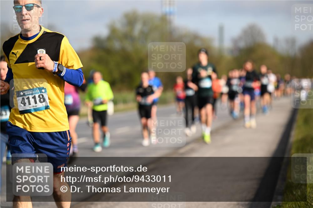 12.04.2026 - 45. Internationalen Wilhelmsburger Insellauf Dr. Thomas Lammeyer http://msf.ph/oto/9433011 12.04.2026 09:16:44 Laufen 45, 4118 meine-sportfotos.de
