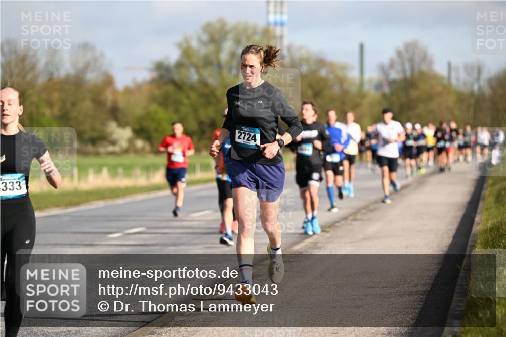 12.04.2026 - 45. Internationalen Wilhelmsburger Insellauf Dr. Thomas Lammeyer http://msf.ph/oto/9433043 12.04.2026 09:16:51 Laufen 333, 2724 meine-sportfotos.de