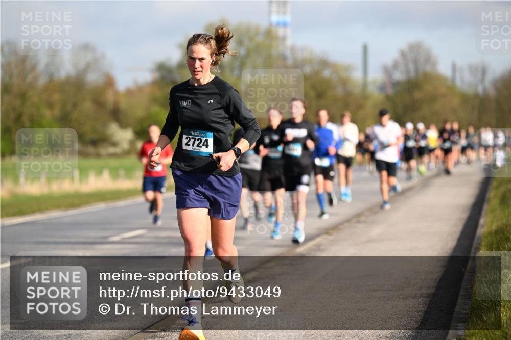 12.04.2026 - 45. Internationalen Wilhelmsburger Insellauf Dr. Thomas Lammeyer http://msf.ph/oto/9433049 12.04.2026 09:16:52 Laufen 2724 meine-sportfotos.de