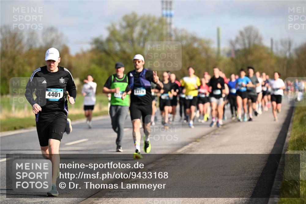 12.04.2026 - 45. Internationalen Wilhelmsburger Insellauf Dr. Thomas Lammeyer http://msf.ph/oto/9433168 12.04.2026 09:17:11 Laufen 4401 meine-sportfotos.de