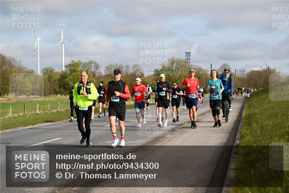 12.04.2026 - 45. Internationalen Wilhelmsburger Insellauf Dr. Thomas Lammeyer http://msf.ph/oto/9434300 12.04.2026 09:20:48 Laufen 5508, 5406, 5789, 4865, 4866, 5660 meine-sportfotos.de
