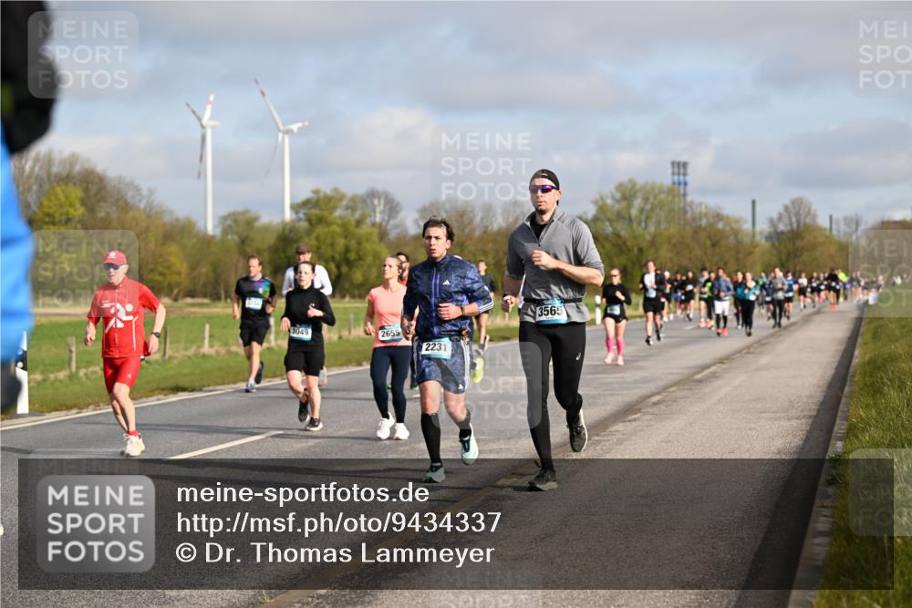 12.04.2026 - 45. Internationalen Wilhelmsburger Insellauf Dr. Thomas Lammeyer http://msf.ph/oto/9434337 12.04.2026 09:20:55 Laufen 3049, 2655, 2231, 3565 meine-sportfotos.de