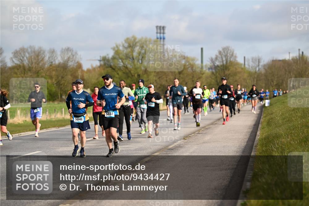 12.04.2026 - 45. Internationalen Wilhelmsburger Insellauf Dr. Thomas Lammeyer http://msf.ph/oto/9434427 12.04.2026 09:21:11 Laufen 2784, 5046, 5037, 243, 4991 meine-sportfotos.de