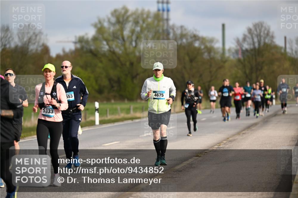 12.04.2026 - 45. Internationalen Wilhelmsburger Insellauf Dr. Thomas Lammeyer http://msf.ph/oto/9434852 12.04.2026 09:22:38 Laufen 5333, 553, 4675 meine-sportfotos.de