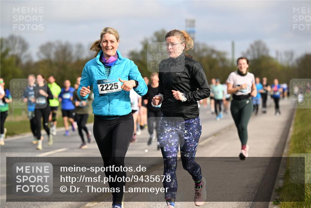 12.04.2026 - 45. Internationalen Wilhelmsburger Insellauf Dr. Thomas Lammeyer http://msf.ph/oto/9435678 12.04.2026 09:25:21 Laufen 2225 meine-sportfotos.de