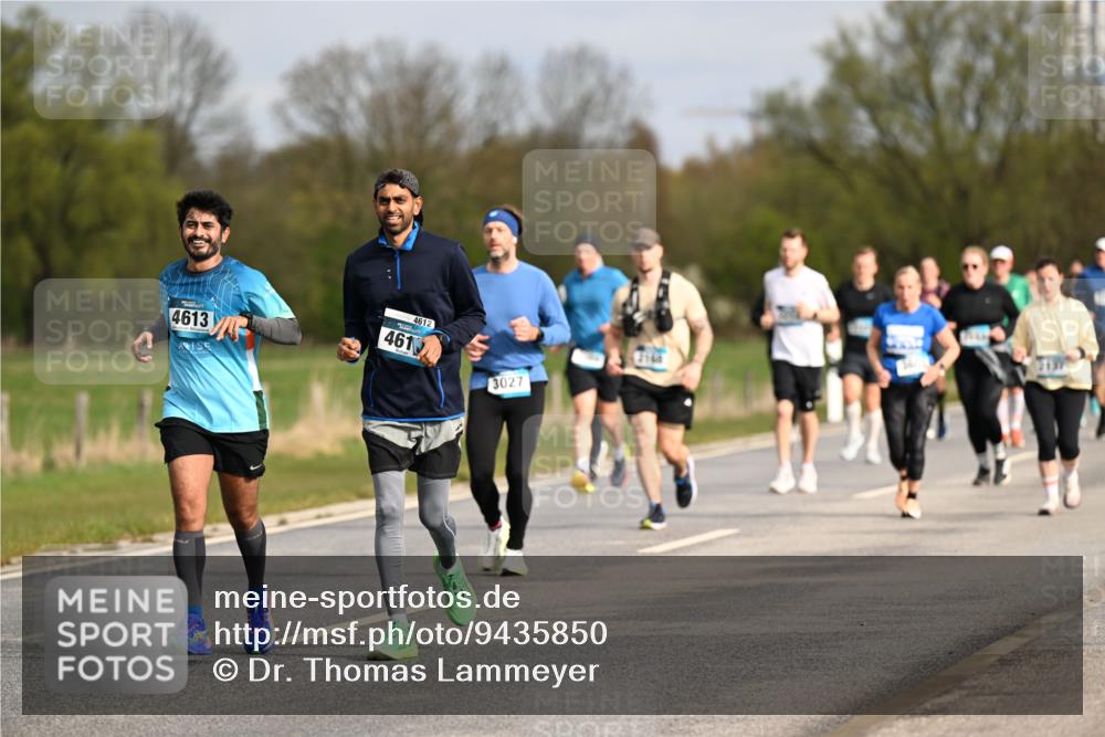 12.04.2026 - 45. Internationalen Wilhelmsburger Insellauf Dr. Thomas Lammeyer http://msf.ph/oto/9435850 12.04.2026 09:25:52 Laufen 4613, 461, 4612, 3027 meine-sportfotos.de