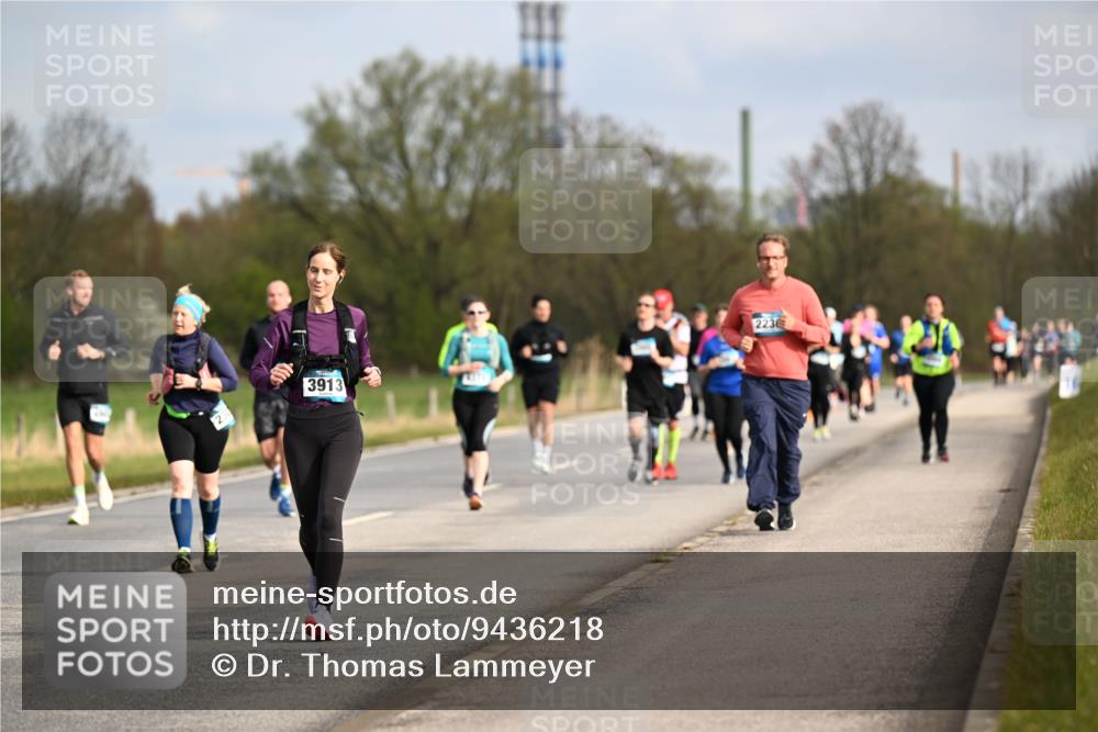 12.04.2026 - 45. Internationalen Wilhelmsburger Insellauf Dr. Thomas Lammeyer http://msf.ph/oto/9436218 12.04.2026 09:27:05 Laufen 2, 3913, 223 meine-sportfotos.de