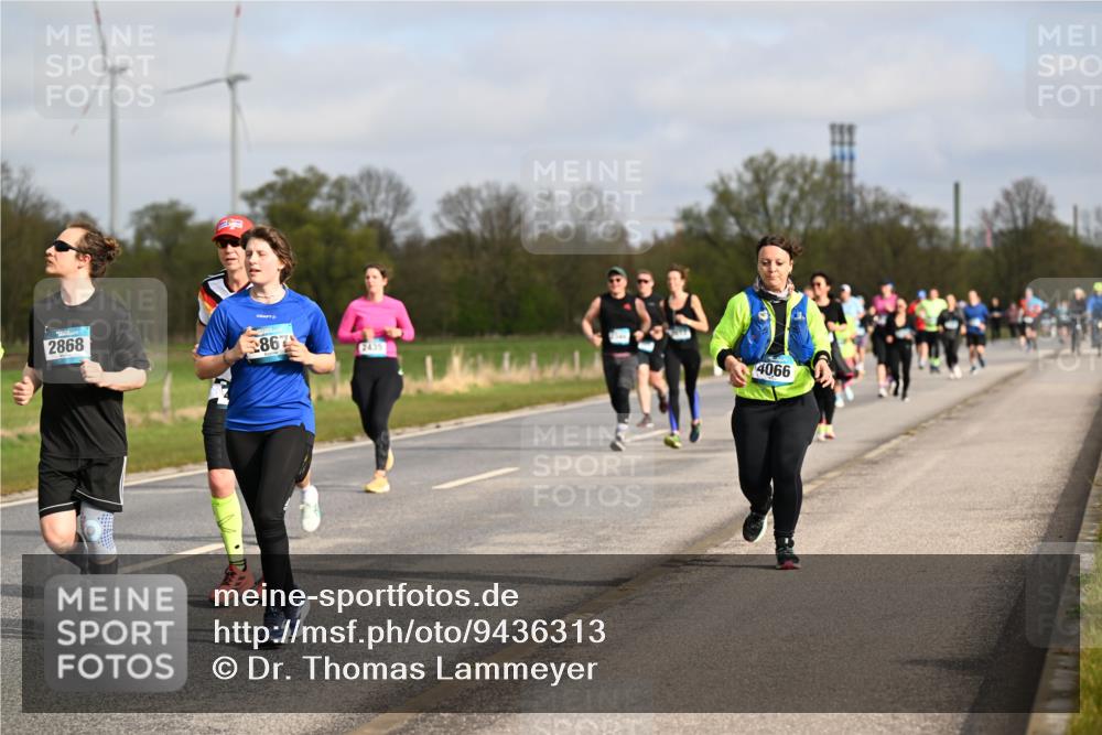 12.04.2026 - 45. Internationalen Wilhelmsburger Insellauf Dr. Thomas Lammeyer http://msf.ph/oto/9436313 12.04.2026 09:27:21 Laufen 2868, 86, 2435, 4066 meine-sportfotos.de