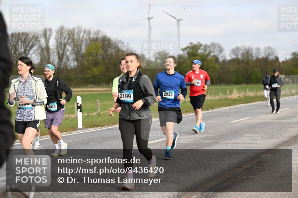 12.04.2026 - 45. Internationalen Wilhelmsburger Insellauf Dr. Thomas Lammeyer http://msf.ph/oto/9436420 12.04.2026 09:27:42 Laufen 2199, 3664, 2241, 46 meine-sportfotos.de