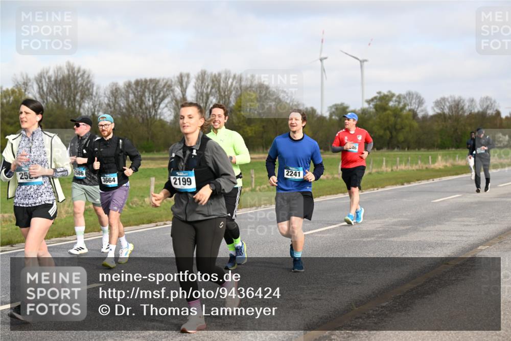 12.04.2026 - 45. Internationalen Wilhelmsburger Insellauf Dr. Thomas Lammeyer http://msf.ph/oto/9436424 12.04.2026 09:27:43 Laufen 25, 52686, 2241, 3664, 2199, 46 meine-sportfotos.de