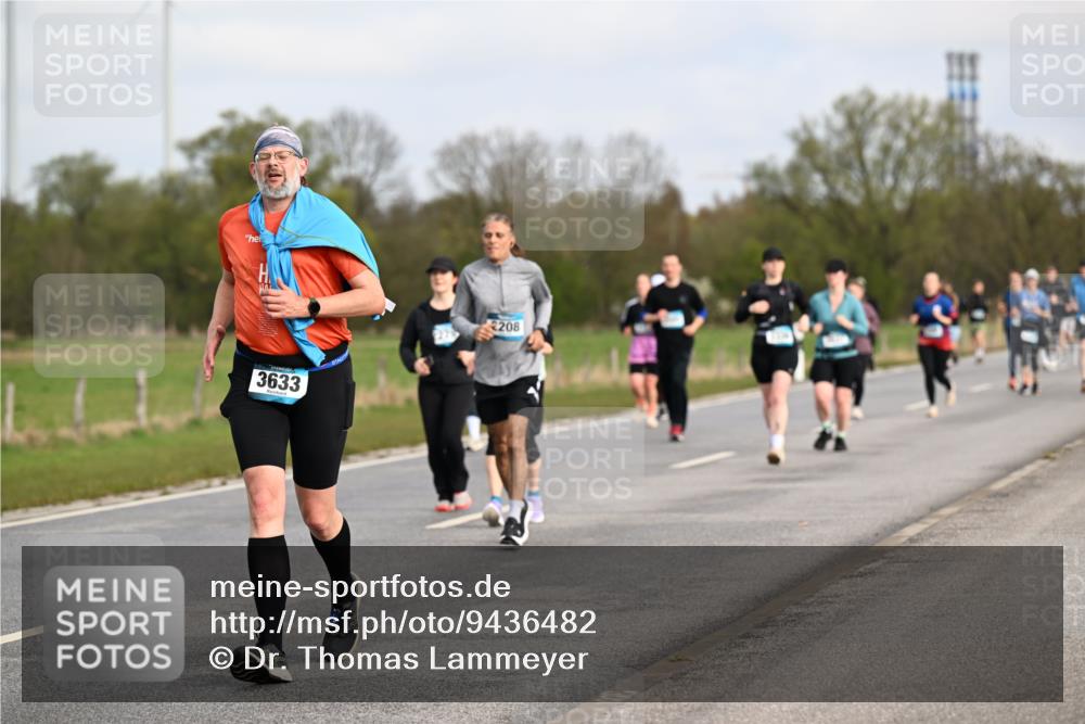 12.04.2026 - 45. Internationalen Wilhelmsburger Insellauf Dr. Thomas Lammeyer http://msf.ph/oto/9436482 12.04.2026 09:27:54 Laufen 3633, 208 meine-sportfotos.de