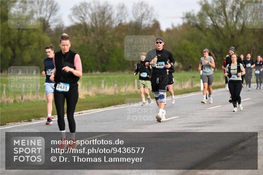 12.04.2026 - 45. Internationalen Wilhelmsburger Insellauf Dr. Thomas Lammeyer http://msf.ph/oto/9436577 12.04.2026 09:28:11 Laufen 223, 2481, 1298, 4406, 2739, 2165 meine-sportfotos.de