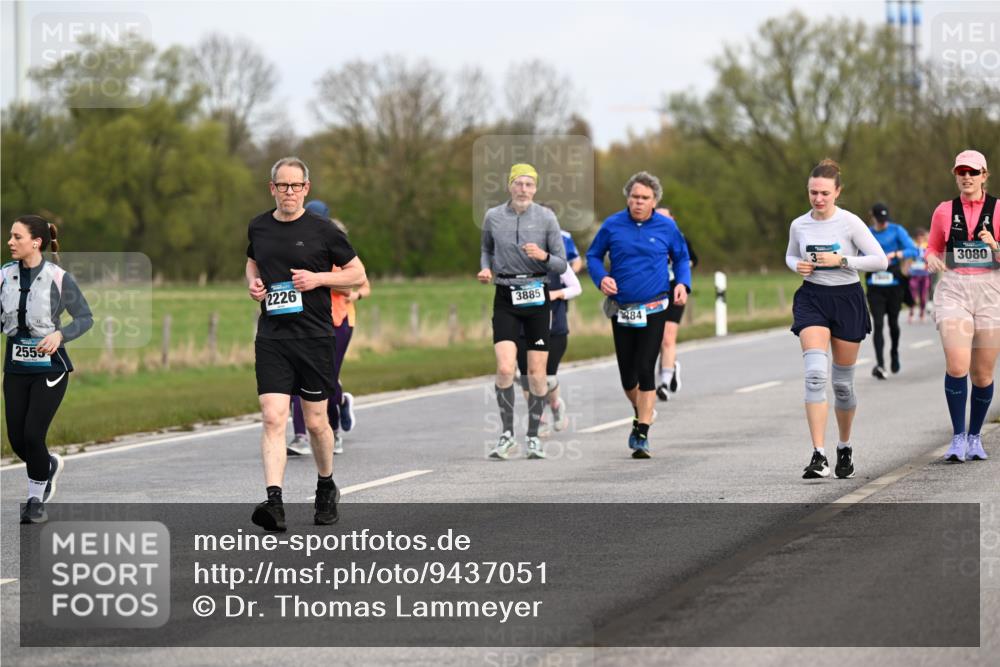 12.04.2026 - 45. Internationalen Wilhelmsburger Insellauf Dr. Thomas Lammeyer http://msf.ph/oto/9437051 12.04.2026 09:29:30 Laufen 2559, 2226, 3885, 84, 3080 meine-sportfotos.de