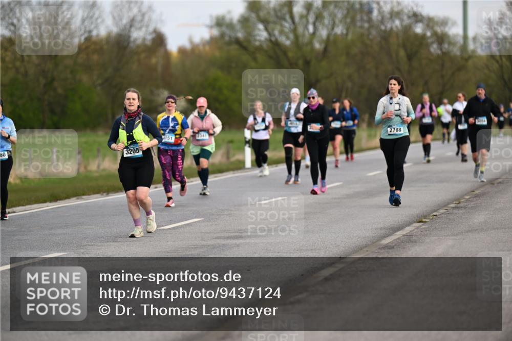 12.04.2026 - 45. Internationalen Wilhelmsburger Insellauf Dr. Thomas Lammeyer http://msf.ph/oto/9437124 12.04.2026 09:29:45 Laufen 4151, 2341, 2788, 60, 3205 meine-sportfotos.de