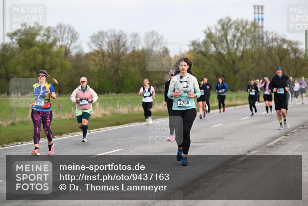 12.04.2026 - 45. Internationalen Wilhelmsburger Insellauf Dr. Thomas Lammeyer http://msf.ph/oto/9437163 12.04.2026 09:29:52 Laufen 4151, 2341, 2788, 3058 meine-sportfotos.de