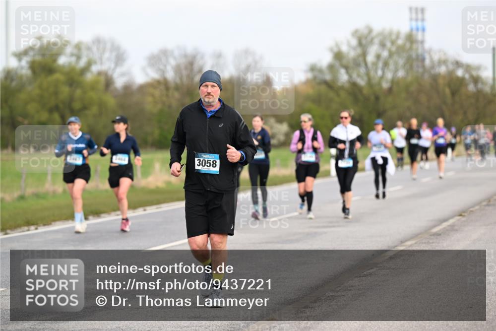 12.04.2026 - 45. Internationalen Wilhelmsburger Insellauf Dr. Thomas Lammeyer http://msf.ph/oto/9437221 12.04.2026 09:30:01 Laufen 3058 meine-sportfotos.de