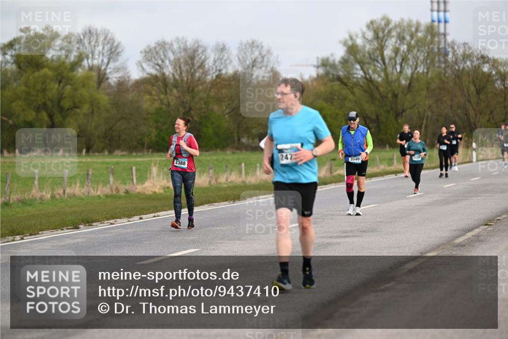 12.04.2026 - 45. Internationalen Wilhelmsburger Insellauf Dr. Thomas Lammeyer http://msf.ph/oto/9437410 12.04.2026 09:30:40 Laufen 2040, 2450, 2388 meine-sportfotos.de