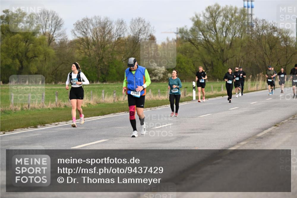 12.04.2026 - 45. Internationalen Wilhelmsburger Insellauf Dr. Thomas Lammeyer http://msf.ph/oto/9437429 12.04.2026 09:30:45 Laufen  meine-sportfotos.de
