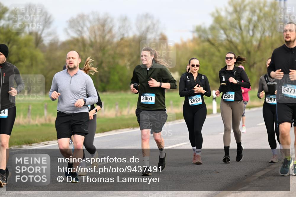 12.04.2026 - 45. Internationalen Wilhelmsburger Insellauf Dr. Thomas Lammeyer http://msf.ph/oto/9437491 12.04.2026 09:31:08 Laufen 3051, 64, 2523, 2524, 2907, 5471 meine-sportfotos.de