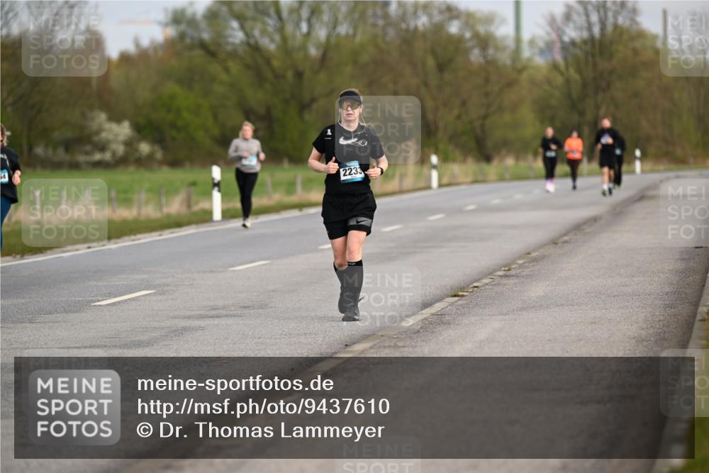 12.04.2026 - 45. Internationalen Wilhelmsburger Insellauf Dr. Thomas Lammeyer http://msf.ph/oto/9437610 12.04.2026 09:31:35 Laufen 2233 meine-sportfotos.de