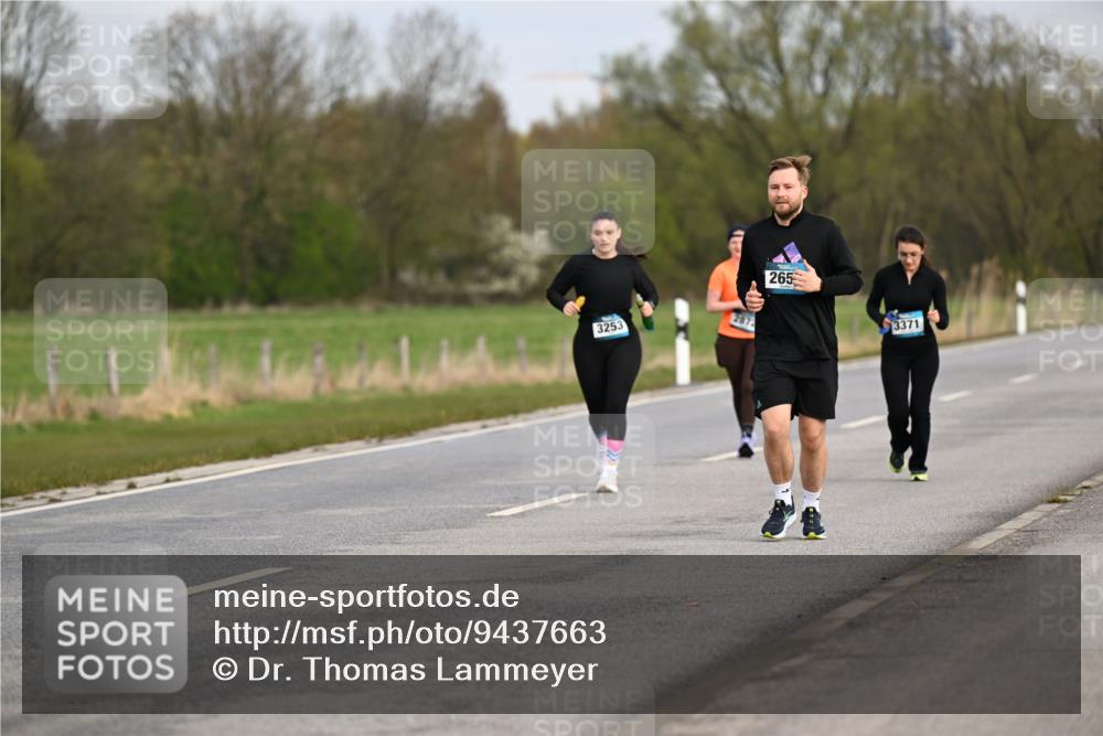 12.04.2026 - 45. Internationalen Wilhelmsburger Insellauf Dr. Thomas Lammeyer http://msf.ph/oto/9437663 12.04.2026 09:32:03 Laufen 3253, 2874, 265, 3371 meine-sportfotos.de