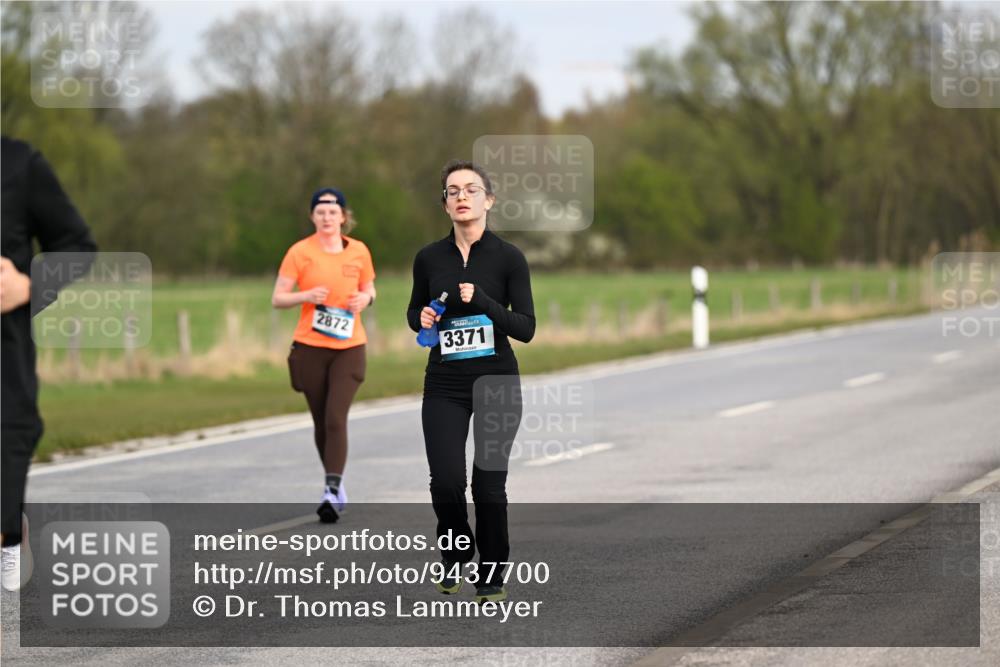 12.04.2026 - 45. Internationalen Wilhelmsburger Insellauf Dr. Thomas Lammeyer http://msf.ph/oto/9437700 12.04.2026 09:32:10 Laufen 2872, 3371 meine-sportfotos.de