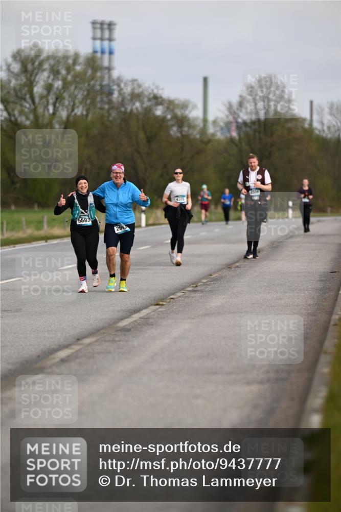 12.04.2026 - 45. Internationalen Wilhelmsburger Insellauf Dr. Thomas Lammeyer http://msf.ph/oto/9437777 12.04.2026 09:33:25 Laufen 5593, 2693, 4509, 4508 meine-sportfotos.de