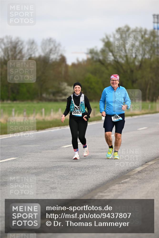 12.04.2026 - 45. Internationalen Wilhelmsburger Insellauf Dr. Thomas Lammeyer http://msf.ph/oto/9437807 12.04.2026 09:33:30 Laufen 5593, 2693 meine-sportfotos.de