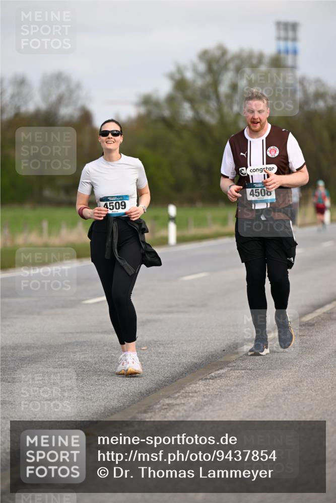 12.04.2026 - 45. Internationalen Wilhelmsburger Insellauf Dr. Thomas Lammeyer http://msf.ph/oto/9437854 12.04.2026 09:33:41 Laufen 4509, 4508 meine-sportfotos.de