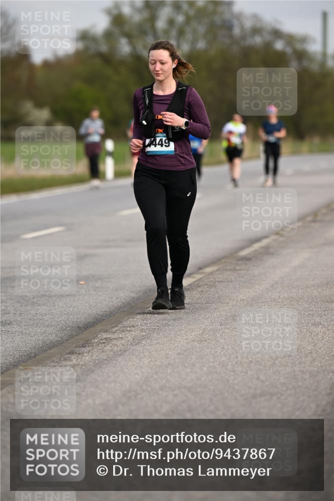 12.04.2026 - 45. Internationalen Wilhelmsburger Insellauf Dr. Thomas Lammeyer http://msf.ph/oto/9437867 12.04.2026 09:33:57 Laufen 449 meine-sportfotos.de