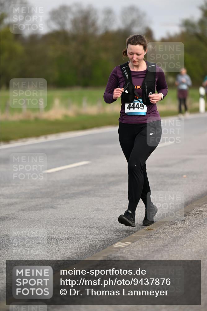 12.04.2026 - 45. Internationalen Wilhelmsburger Insellauf Dr. Thomas Lammeyer http://msf.ph/oto/9437876 12.04.2026 09:33:58 Laufen 4449 meine-sportfotos.de