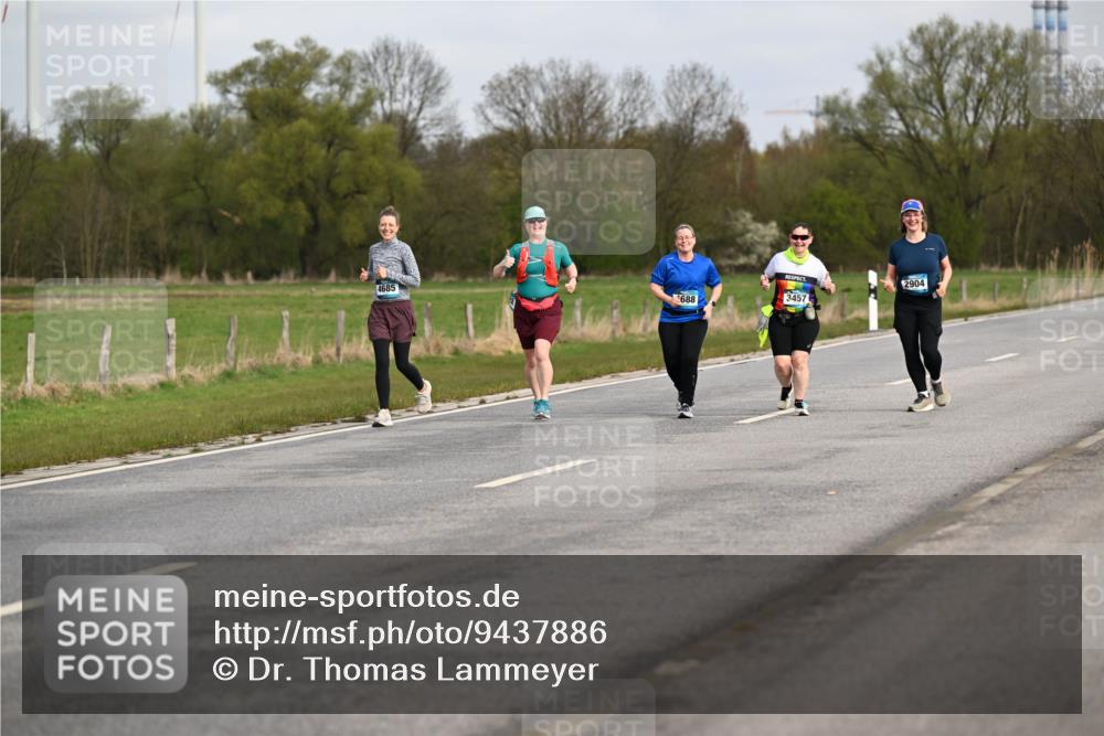 12.04.2026 - 45. Internationalen Wilhelmsburger Insellauf Dr. Thomas Lammeyer http://msf.ph/oto/9437886 12.04.2026 09:34:09 Laufen 4685, 688, 3457, 2904 meine-sportfotos.de