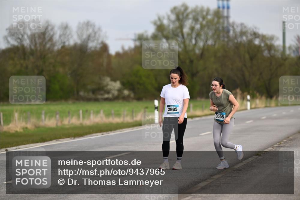 12.04.2026 - 45. Internationalen Wilhelmsburger Insellauf Dr. Thomas Lammeyer http://msf.ph/oto/9437965 12.04.2026 09:35:39 Laufen 2985, 3505 meine-sportfotos.de
