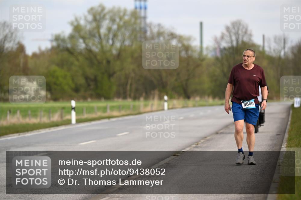 12.04.2026 - 45. Internationalen Wilhelmsburger Insellauf Dr. Thomas Lammeyer http://msf.ph/oto/9438052 12.04.2026 09:37:20 Laufen 3840, 16 meine-sportfotos.de