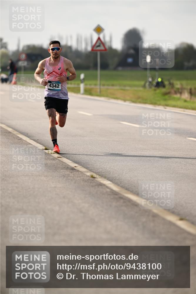 12.04.2026 - 45. Internationalen Wilhelmsburger Insellauf Dr. Thomas Lammeyer http://msf.ph/oto/9438100 12.04.2026 09:46:55 Laufen  meine-sportfotos.de