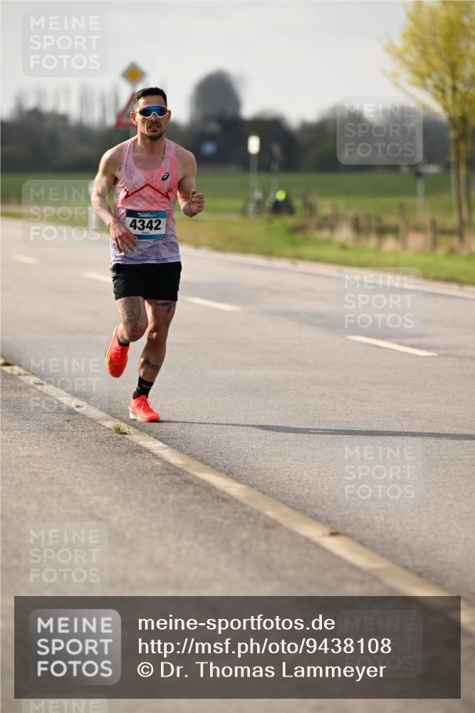 12.04.2026 - 45. Internationalen Wilhelmsburger Insellauf Dr. Thomas Lammeyer http://msf.ph/oto/9438108 12.04.2026 09:46:56 Laufen 4342 meine-sportfotos.de