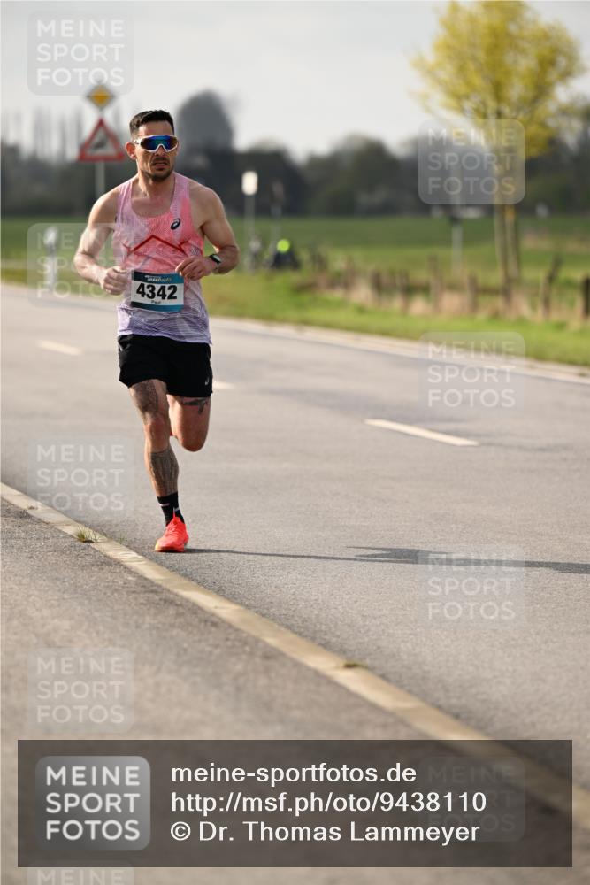 12.04.2026 - 45. Internationalen Wilhelmsburger Insellauf Dr. Thomas Lammeyer http://msf.ph/oto/9438110 12.04.2026 09:46:57 Laufen 4342 meine-sportfotos.de